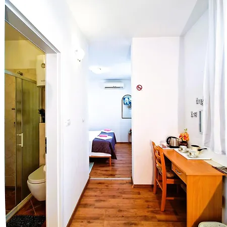 Luxury - Place Apartment